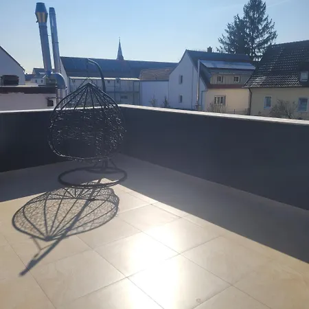 Gaestehaus Metropolitan בית הארחה רוסט